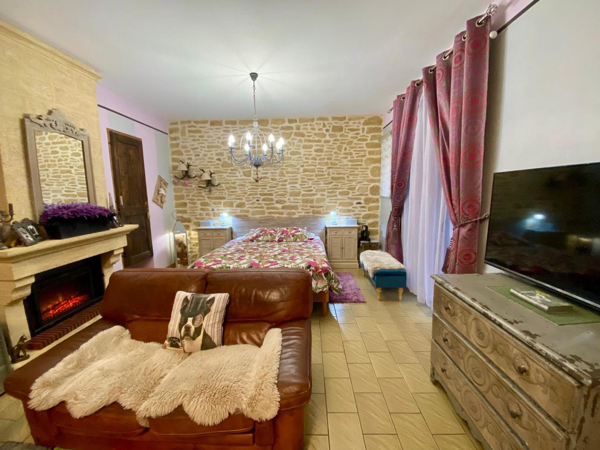 O Clair De Lune Au Coeur De Sarlat - Chambres Climatisees - Parking Prive - Piscine Chauffee - Spa Et Massages Exterior photo