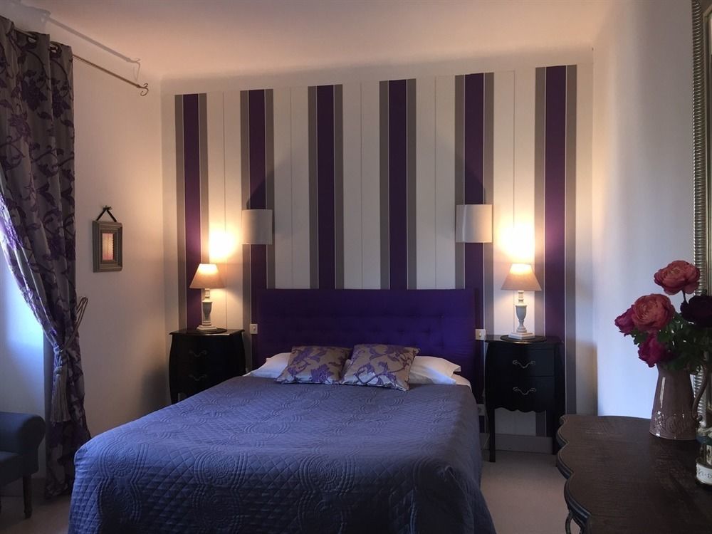O Clair De Lune Au Coeur De Sarlat - Chambres Climatisees - Parking Prive - Piscine Chauffee - Spa Et Massages Exterior photo