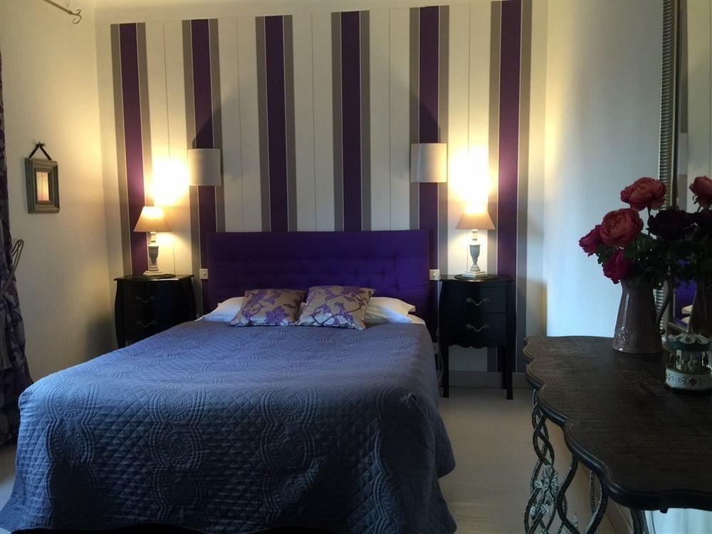 O Clair De Lune Au Coeur De Sarlat - Chambres Climatisees - Parking Prive - Piscine Chauffee - Spa Et Massages Exterior photo
