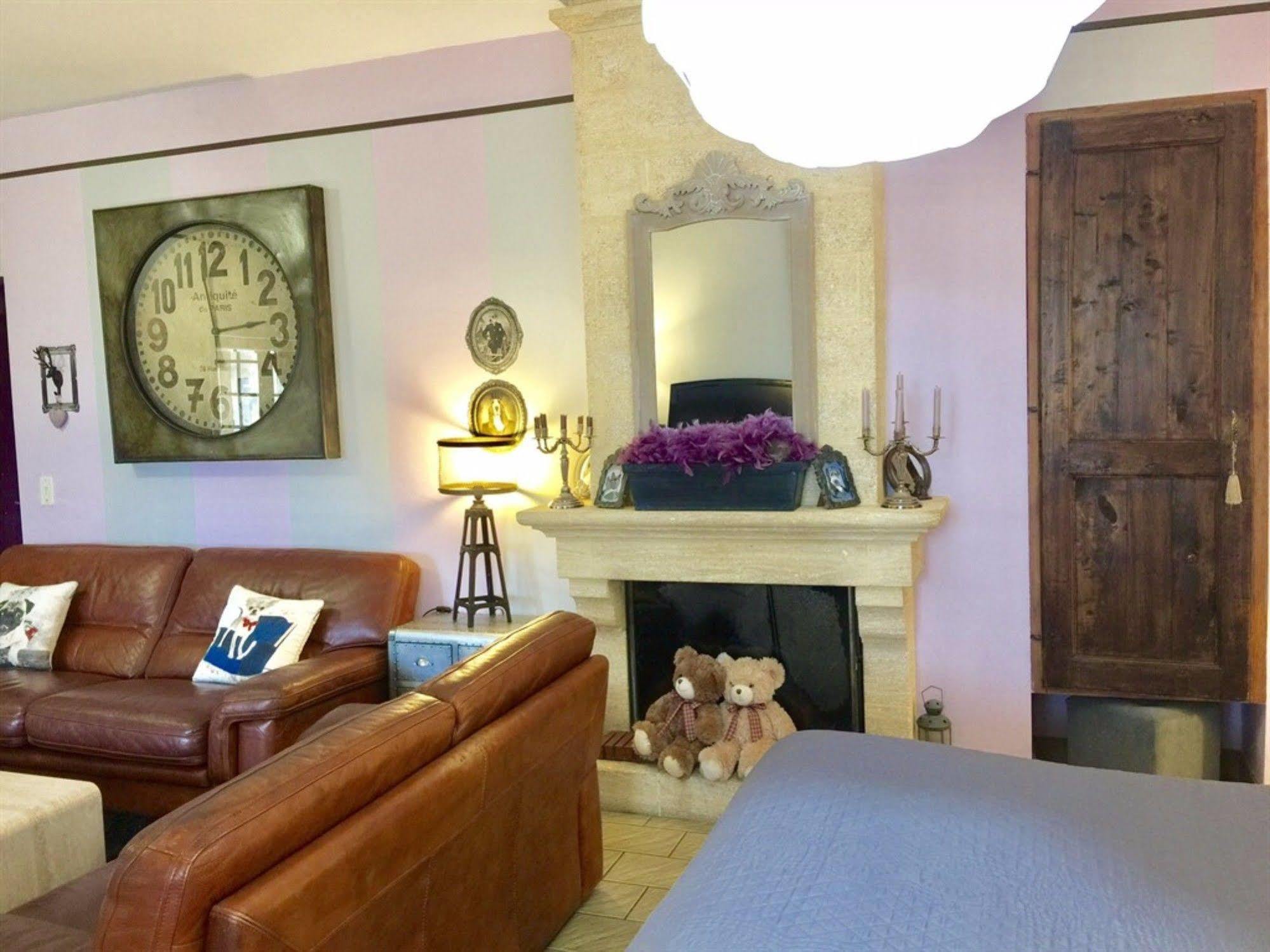 O Clair De Lune Au Coeur De Sarlat - Chambres Climatisees - Parking Prive - Piscine Chauffee - Spa Et Massages Exterior photo